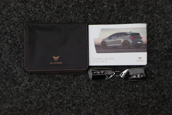 CUPRA Born Adrenaline One 62 kWh Virtual Cockpit, ACC, Camera, Apple Carplay, LED, PDC, 19''