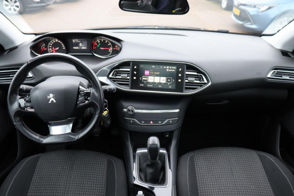 Peugeot 308 SW 1.2 P.T.Blue L. Executive org.NL panoramadak trekhaak