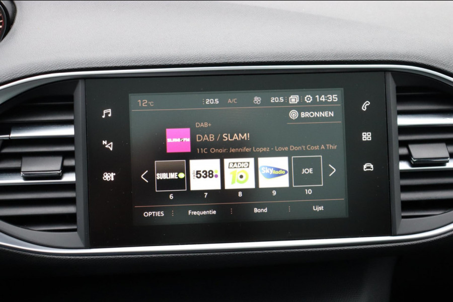 Peugeot 308 SW 1.2 P.T.Blue L. Executive org.NL panoramadak trekhaak