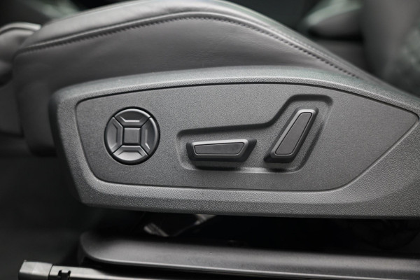 Audi RSQ3 Sportback 2.5 TFSI |Pano|Sonos|RS-Stoelen|BTW|Keyless|