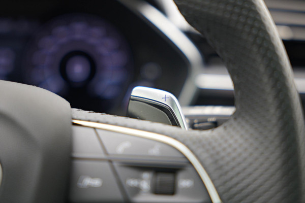 Audi RSQ3 Sportback 2.5 TFSI |Pano|Sonos|RS-Stoelen|BTW|Keyless|