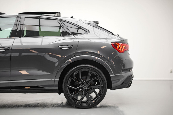 Audi RSQ3 Sportback 2.5 TFSI |Pano|Sonos|RS-Stoelen|BTW|Keyless|