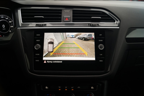 Volkswagen Tiguan Allspace 1.4 TSI 150pk DSG Comfortline Business 7-persoons -PANO-