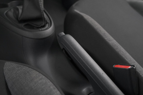 Toyota Aygo X 1.0 VVT-i MT Play | Camera | Apple Carplay | Airco