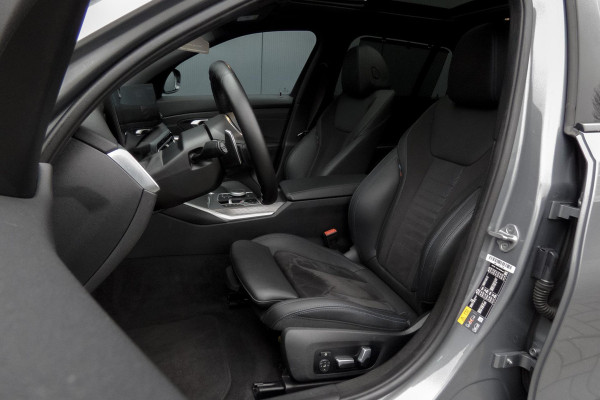 BMW 3 Serie Touring 330e M-PAKKET | HEAD UP | 360 CAMERA | ELEKTRISCHE VERSTELBARE VOORSTOELEN | PANORAMADAK | SIDE ASSIST