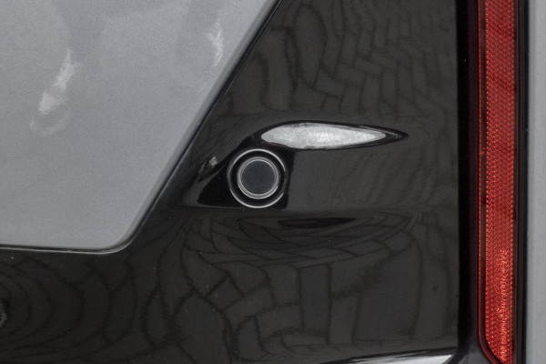 BMW 3 Serie Touring 330e M-PAKKET | HEAD UP | 360 CAMERA | ELEKTRISCHE VERSTELBARE VOORSTOELEN | PANORAMADAK | SIDE ASSIST