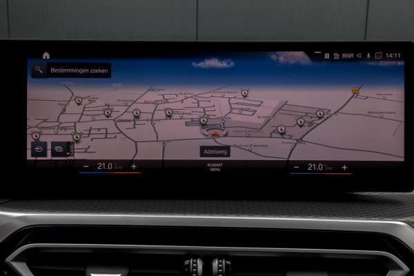 BMW 3 Serie Touring 330e M-PAKKET | HEAD UP | 360 CAMERA | ELEKTRISCHE VERSTELBARE VOORSTOELEN | PANORAMADAK | SIDE ASSIST