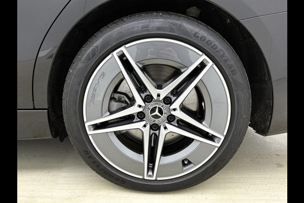 Mercedes-Benz C-Klasse Estate 300 e AMG Plug-In Hybride AMG Line | Trekhaak | Panorama Schuif-Kanteldak | Digital Licht | Rijassistentiepakket Plus incl. PRE-SAFE Inclusief 24 maanden MB Certified garantie voor Europa.