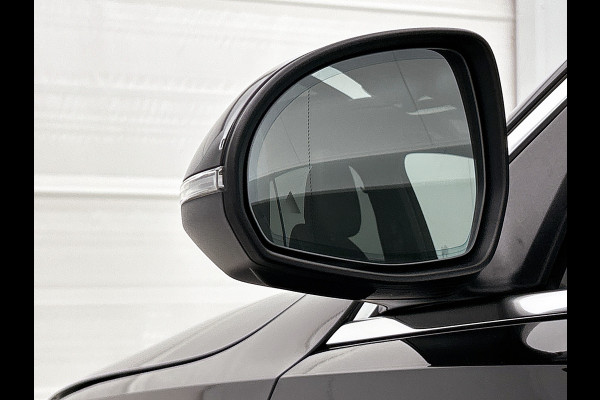 Mercedes-Benz C-Klasse Estate 300 e AMG Plug-In Hybride AMG Line | Trekhaak | Panorama Schuif-Kanteldak | Digital Licht | Rijassistentiepakket Plus incl. PRE-SAFE Inclusief 24 maanden MB Certified garantie voor Europa.