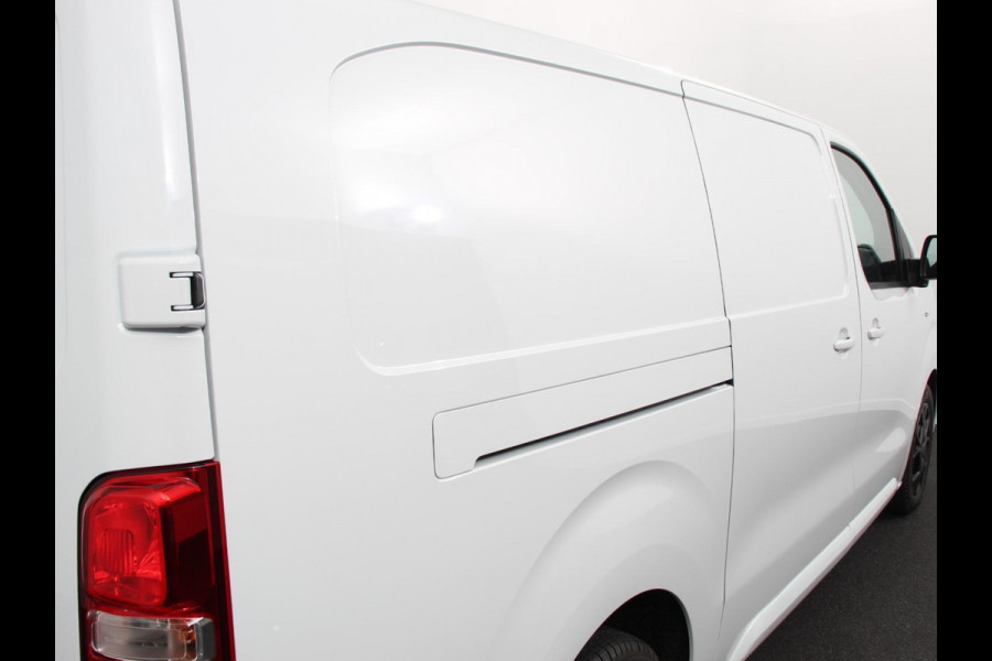 Opel Vivaro 1.5 Diesel 120 S&S L3 Apple Carplay /  Android Auto Parkeersensoren V+A Trekhaak Camera Navigatie Cruise Control LED koplampen houten afwerking laadruimte