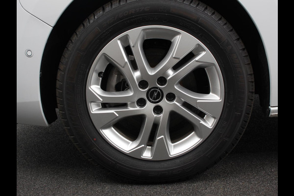 Opel Vivaro 2.0 Diesel 180 S&S L3 Automaat Apple Carplay /  Android Auto Parkeersensoren V+A Trekhaak Camera Navigatie Cruise Control LED koplampen houten afwerking laadruimte