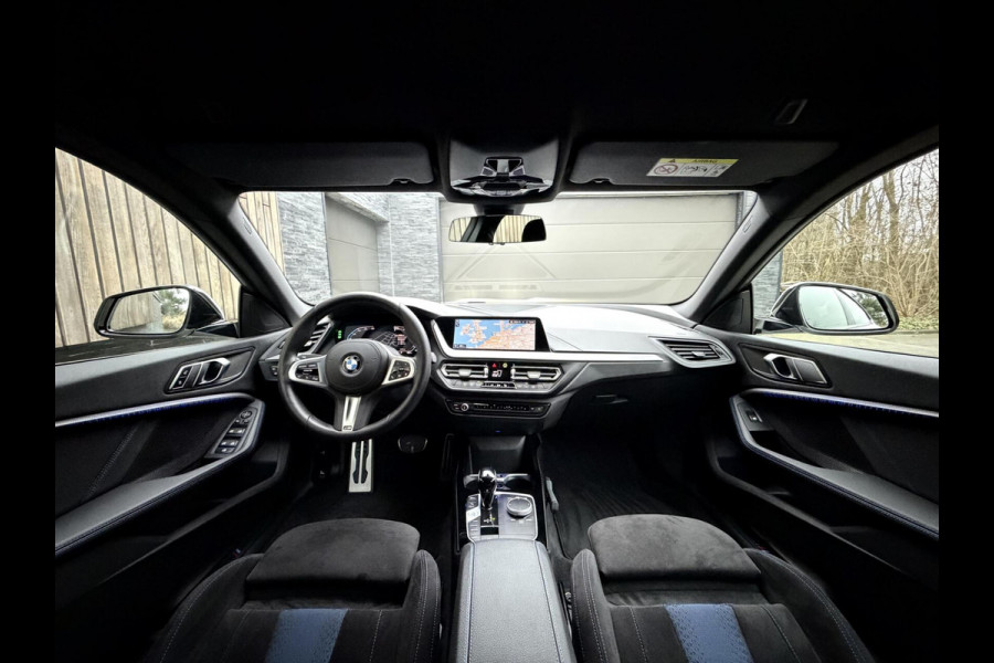 BMW 2 Serie Gran Coupé 218i M Sport Automaat | Alcantara | LED adaptief & grootlichtassistent | HiFi systeem | Achterspoiler | Apple CarPlay