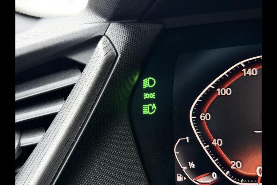 BMW 2 Serie Gran Coupé 218i M Sport Automaat | Alcantara | LED adaptief & grootlichtassistent | HiFi systeem | Achterspoiler | Apple CarPlay