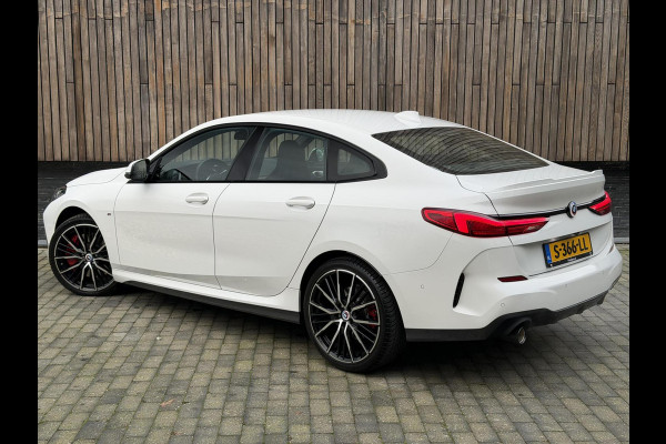 BMW 2 Serie Gran Coupé 218i M Sport Automaat | Alcantara | LED adaptief & grootlichtassistent | HiFi systeem | Achterspoiler | Apple CarPlay