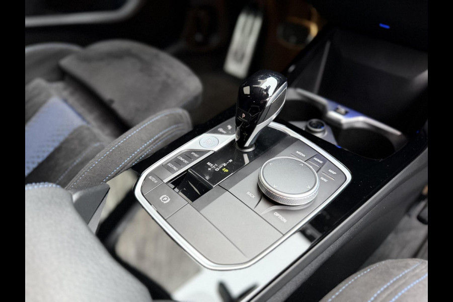 BMW 2 Serie Gran Coupé 218i M Sport Automaat | Alcantara | LED adaptief & grootlichtassistent | HiFi systeem | Achterspoiler | Apple CarPlay