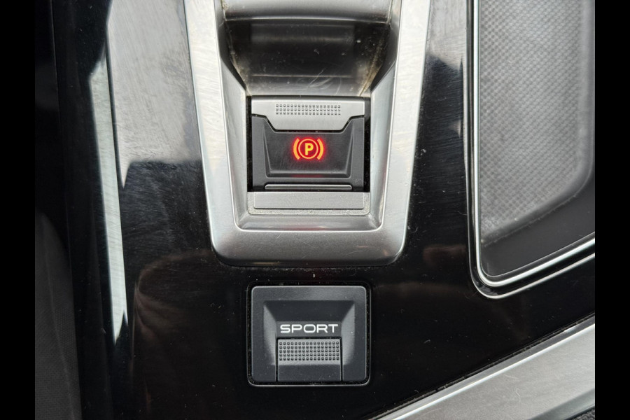 Peugeot 3008 1.2 PureTech Allure 2e Eigenaar,Navi,Clima,Cruuise,PDC,Automaat,Trekhaak,Stoelverwarming,APK tot 03-2026