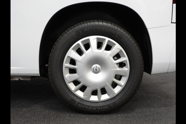 Opel Combo 1.5D L1H1 Edition Automaat Apple Carplay / Android Auto Trekhaak Airco Cruise control