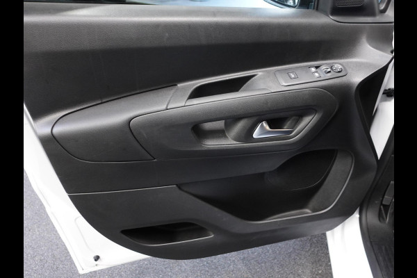 Opel Combo 1.5D L1H1 Edition Automaat Apple Carplay / Android Auto Trekhaak Airco Cruise control