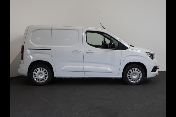 Opel Combo 1.5D L1H1 Edition Automaat Apple Carplay / Android Auto Trekhaak Airco Cruise control