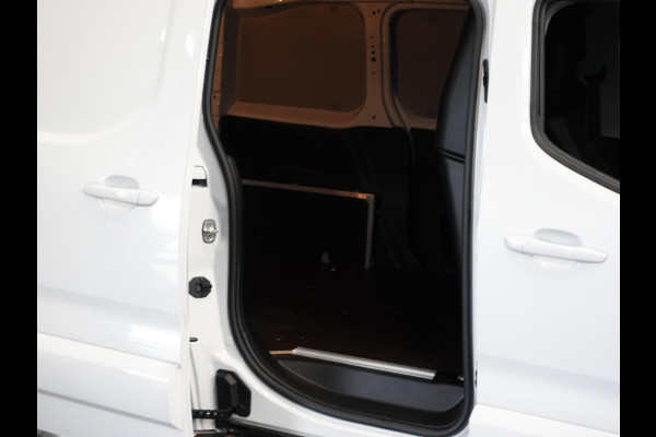 Opel Combo 1.5D L1H1 Edition Automaat Apple Carplay / Android Auto Trekhaak Airco Cruise control