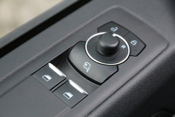 Ford Transit Custom 2.0 TDCI 170 | Aut. | Limited | Inrichting | Stuurwiel verw. | Vol!!