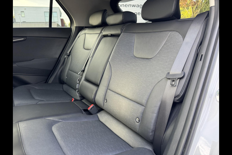 Kia Niro 1.6 GDi PHEV DynamicLine | Stoelverwarming | Adaptieve Cruise control | Bekleding in stof/lederlook | Achteruitrijcamera | Elek Achterklep