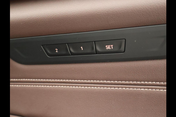 BMW 5 Serie 518D M-SPORT SEDAN + NAPPA LEDEREN COMFORTZETELS | TREKHAAK | H/K | HEAD-UP | SFEERVERLICHTING
