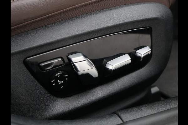 BMW 5 Serie 518D M-SPORT SEDAN + NAPPA LEDEREN COMFORTZETELS | TREKHAAK | H/K | HEAD-UP | SFEERVERLICHTING