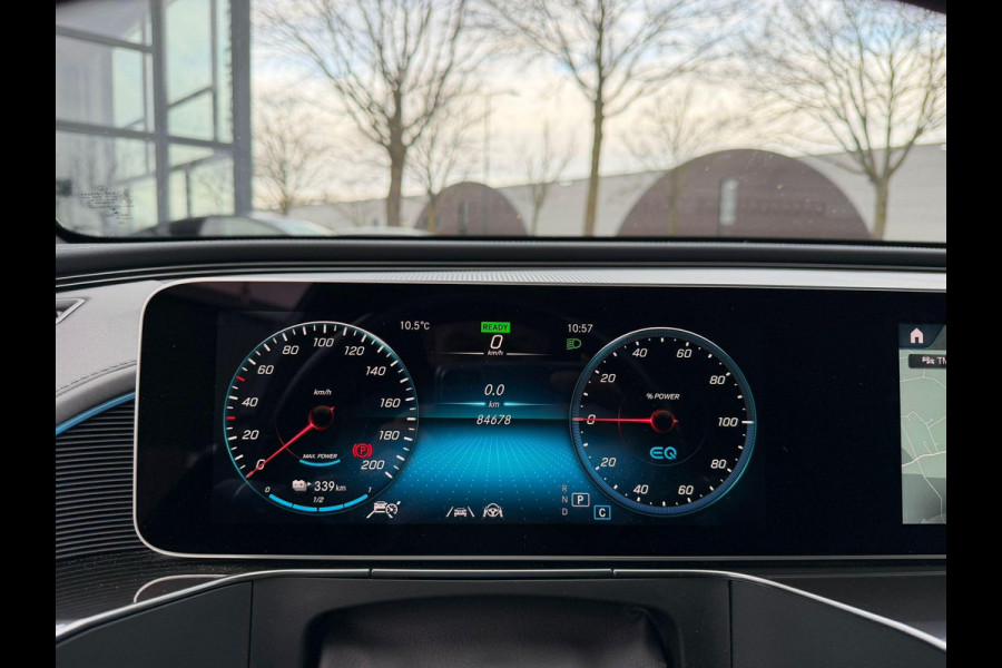 Mercedes-Benz EQC 400 4MATIC Business Solution AMG 80 kWh VAN: €37.900,- VOOR: €35.877,- UW EINDEJAARSVOORDEEL: €2.023,-| ADAPTIVE CRUISE CONTROL| ELEK. ACHTERKLEP| CAMERA