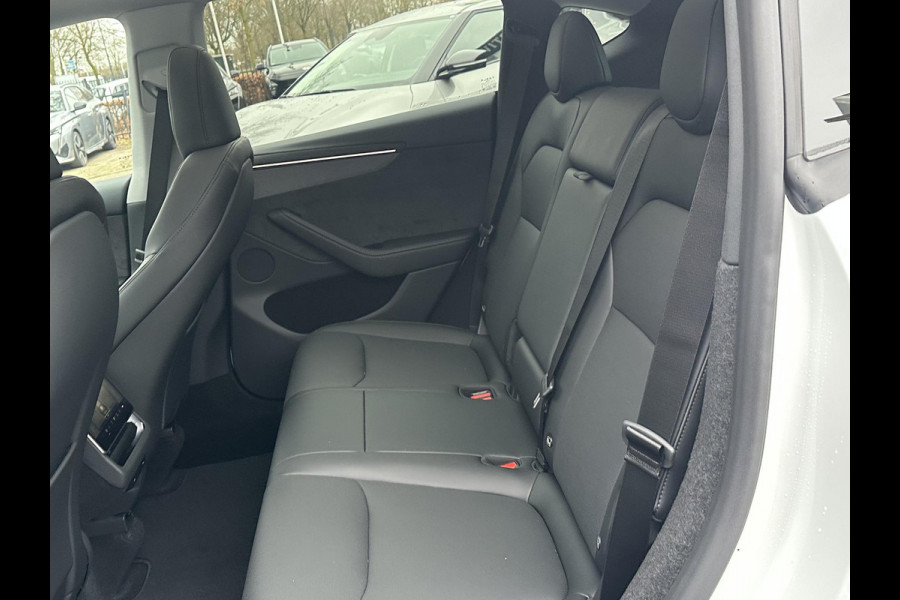 Tesla Model Y Premium Long Range AWD 75 kWh NIEUWE AUTO | AUTOPILOT| VOLLEDIGE TESLA GARANTIE T/M 12/2029 OF 80.000KM| DE HOOGVOLTACCU EN AANDRIJFLIJN TOT 2033 of 192.000KM |