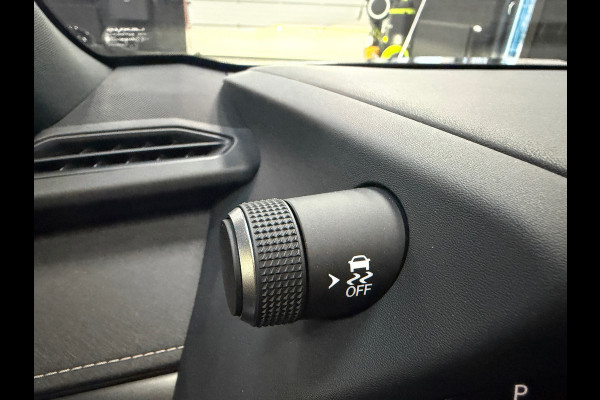 Lexus UX 300e Business Line 73 kWh | 1927KM | Nieuwe Auto | 06-2025 | Camera | Alcantara | SOH 100%