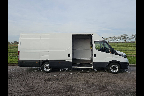 Iveco Daily 35S16V 2.3 L4H2 Automaat Airco Vleugeldeuren 3 Zits Euro6 156 PK!