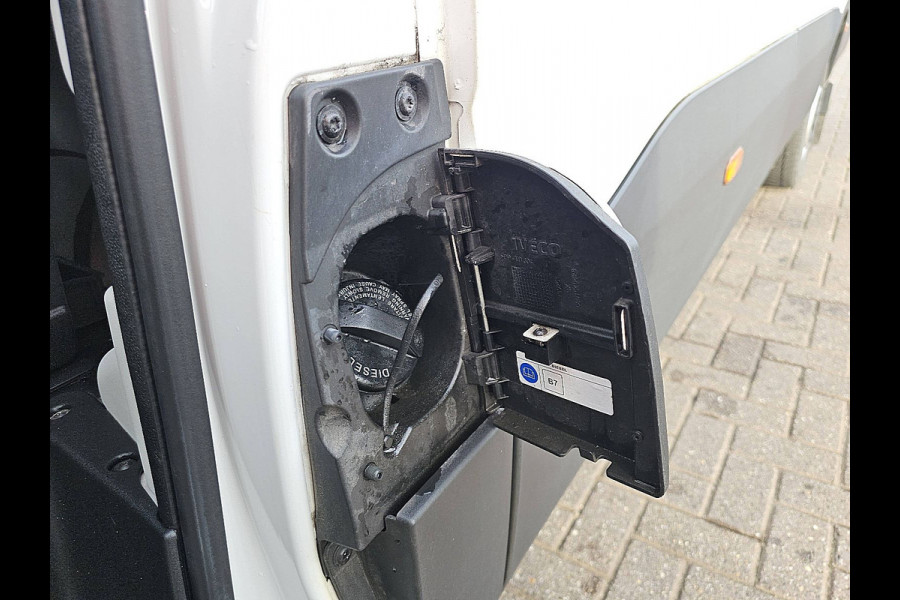 Iveco Daily 35S16V 2.3 L4H2 Automaat Airco Vleugeldeuren 3 Zits Euro6 156 PK!