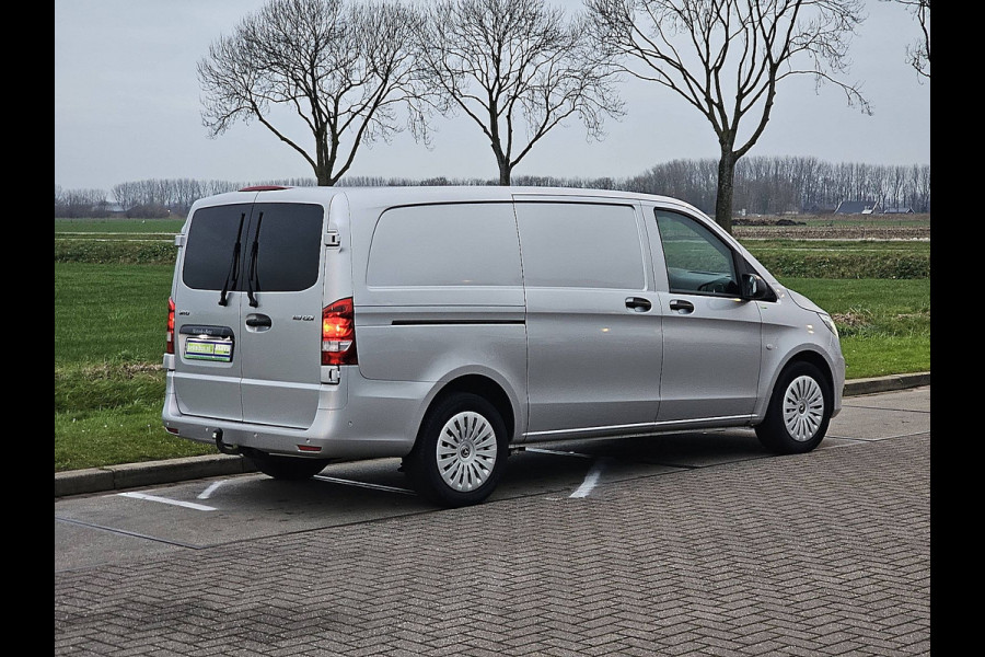Mercedes-Benz Vito 119 CDI LED Trekhaak Parkeersensoren Automaat Airco Cruise Achterdeuren 3 Zits Euro6 190 PK!