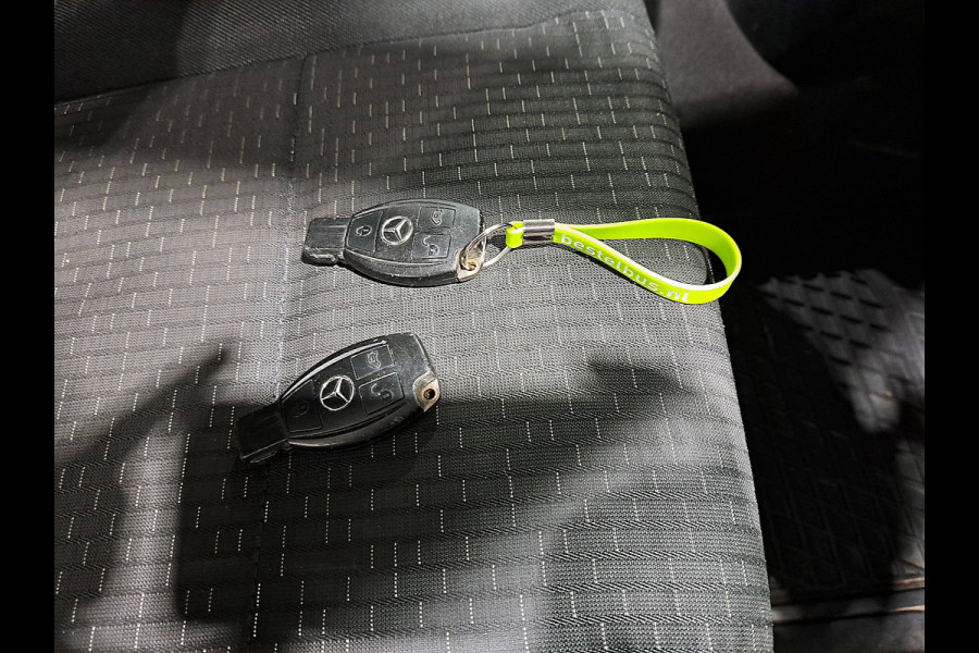 Mercedes-Benz Vito 119 CDI LED Trekhaak Parkeersensoren Automaat Airco Cruise Achterdeuren 3 Zits Euro6 190 PK!