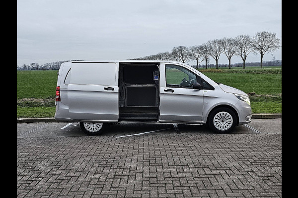 Mercedes-Benz Vito 119 CDI LED Trekhaak Parkeersensoren Automaat Airco Cruise Achterdeuren 3 Zits Euro6 190 PK!