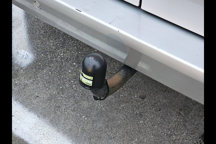 Mercedes-Benz Vito 119 CDI LED Trekhaak Parkeersensoren Automaat Airco Cruise Achterdeuren 3 Zits Euro6 190 PK!