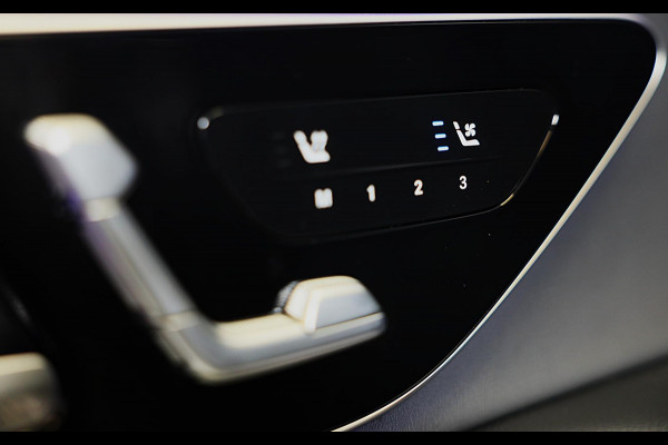 Mercedes-Benz E-Klasse 400 e 4MATIC AMG 53 Look / Hyperscreen / Massage / Burmester 4D / 360 Camera / Leder / Pano / 20 Inch