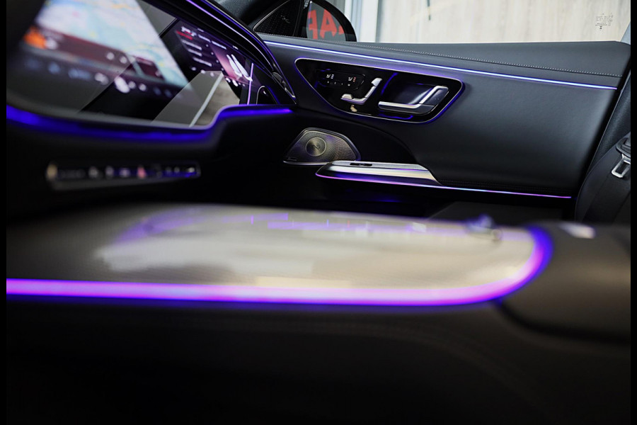 Mercedes-Benz E-Klasse 400 e 4MATIC AMG 53 Look / Hyperscreen / Massage / Burmester 4D / 360 Camera / Leder / Pano / 20 Inch