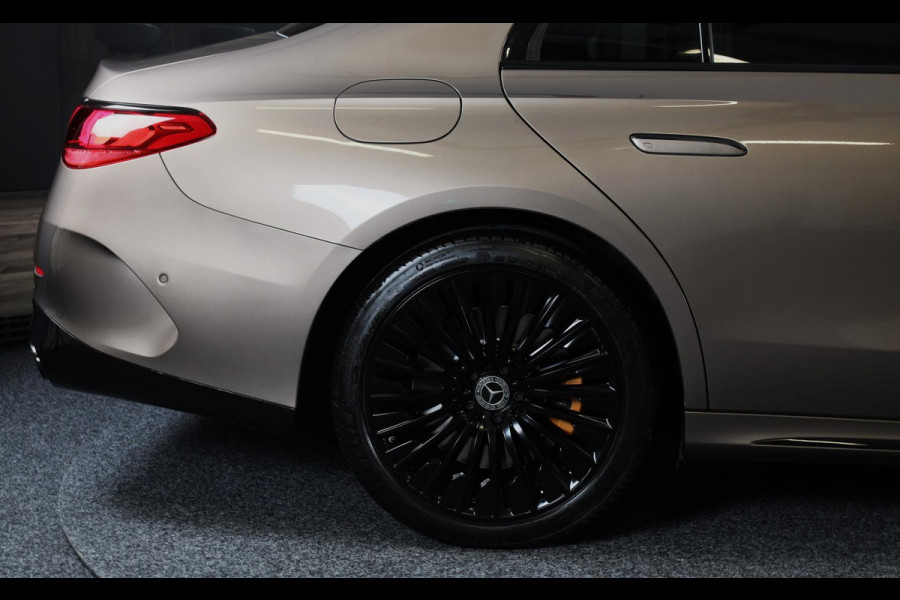 Mercedes-Benz E-Klasse 400 e 4MATIC AMG 53 Look / Hyperscreen / Massage / Burmester 4D / 360 Camera / Leder / Pano / 20 Inch