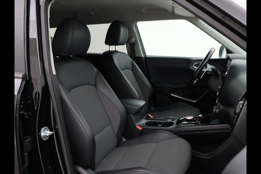 Kia e-Soul 64 kWh AUT. + HARMAN/KARDON | CAMERA | SFEERVERL. | ADAPTIVE CRUISE | STUURVERW. | STOELVERWARMING