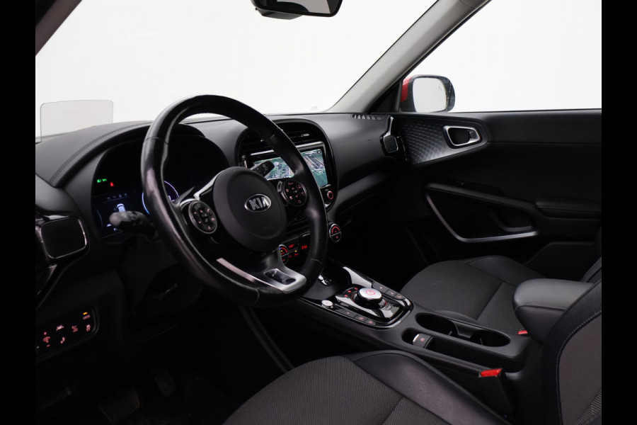 Kia e-Soul 64 kWh AUT. + HARMAN/KARDON | CAMERA | SFEERVERL. | ADAPTIVE CRUISE | STUURVERW. | STOELVERWARMING