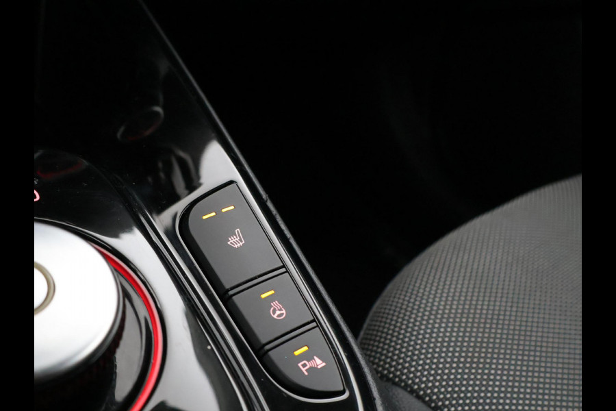 Kia e-Soul 64 kWh AUT. + HARMAN/KARDON | CAMERA | SFEERVERL. | ADAPTIVE CRUISE | STUURVERW. | STOELVERWARMING