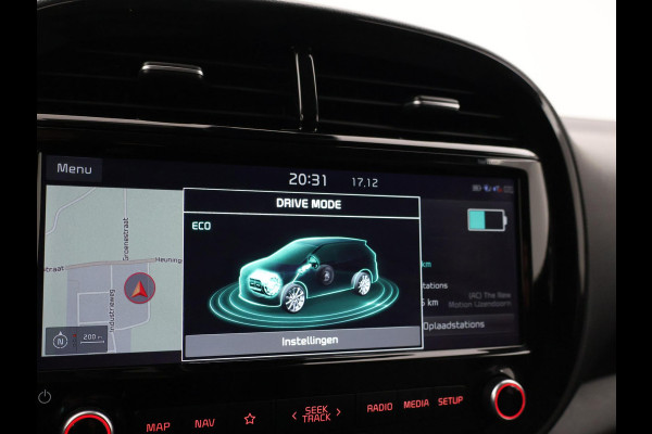 Kia e-Soul 64 kWh AUT. + HARMAN/KARDON | CAMERA | SFEERVERL. | ADAPTIVE CRUISE | STUURVERW. | STOELVERWARMING
