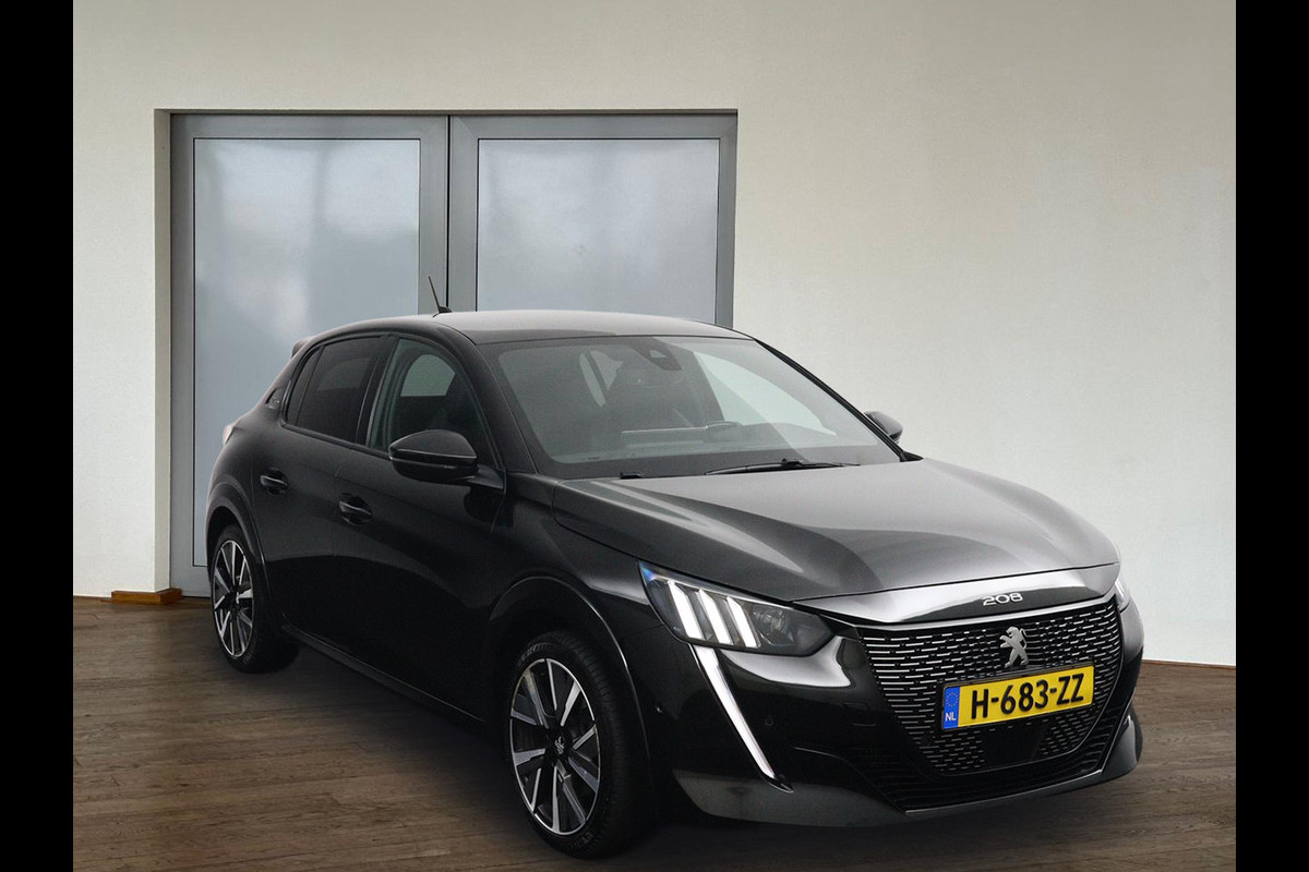 Peugeot 208 1.2 GT-Line*AUTOM.*ECC*ACC*NAVI*PANO*CARPLAY*