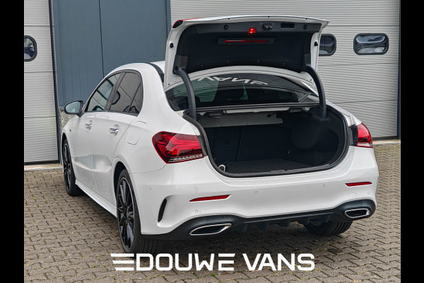 Mercedes-Benz A-Klasse 250e Sedan AMG Panorama Memory Night Pakket