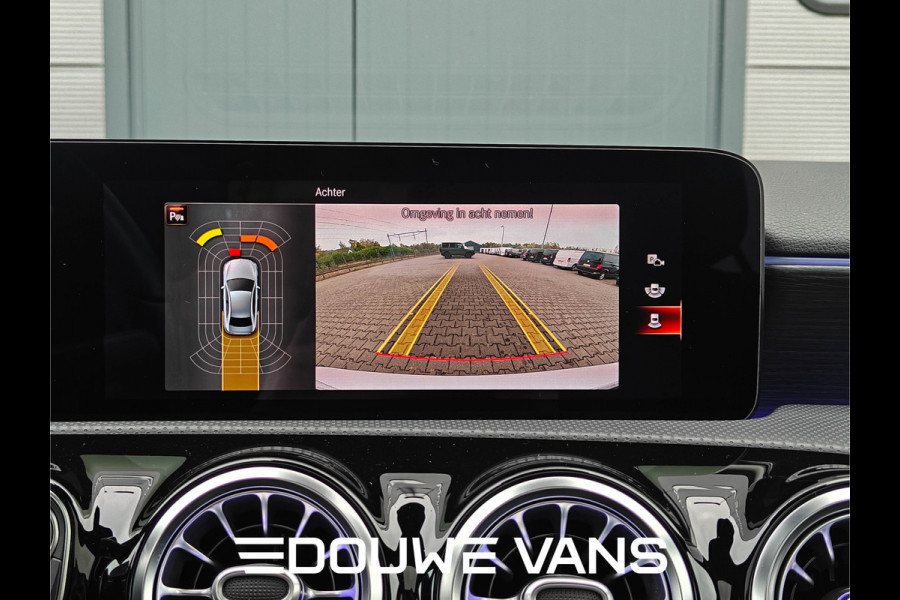 Mercedes-Benz A-Klasse 250e Sedan AMG Panorama Memory Night Pakket