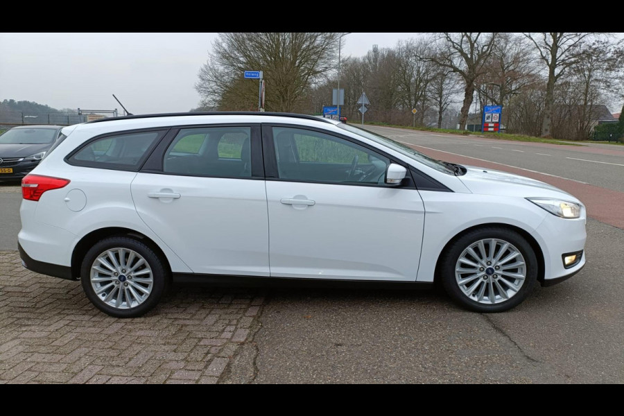 Ford FOCUS Wagon 1.0 Lease Edition