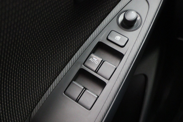 Mazda 2 1.5 Skyactiv-G Style Selected Camera, Airco, Trekhaak, Apple CarPlay, Cruise, 16"