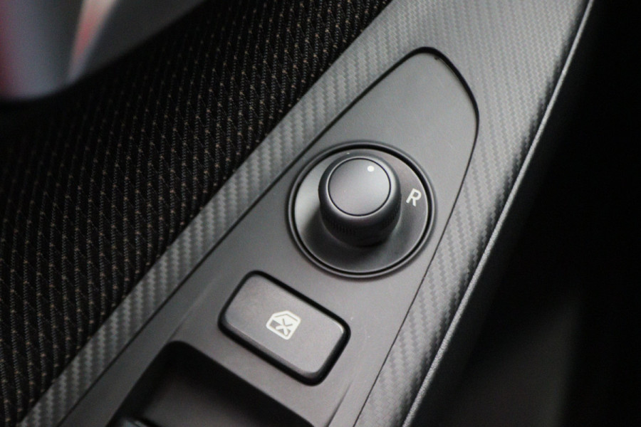 Mazda 2 1.5 Skyactiv-G Style Selected Camera, Airco, Trekhaak, Apple CarPlay, Cruise, 16"